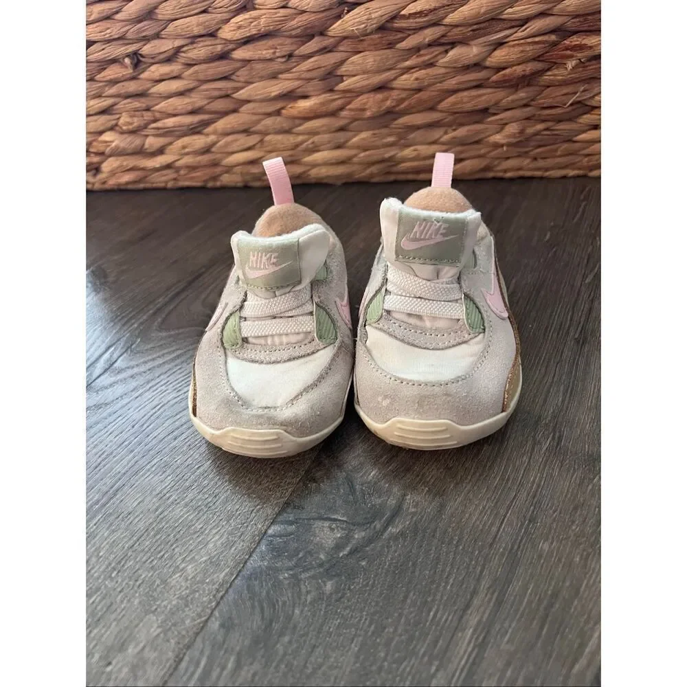 Nike Air Max 90Toddler size 4C Crib Shoes Baby Shoes